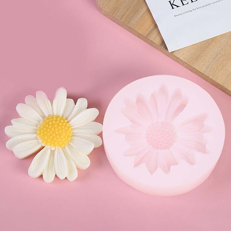 Soap Making Things - DIY Candle Silicone Mold Daisy Chamomile